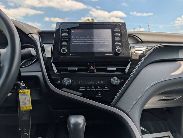 Used 2023 Toyota Camry SE FWD image 19