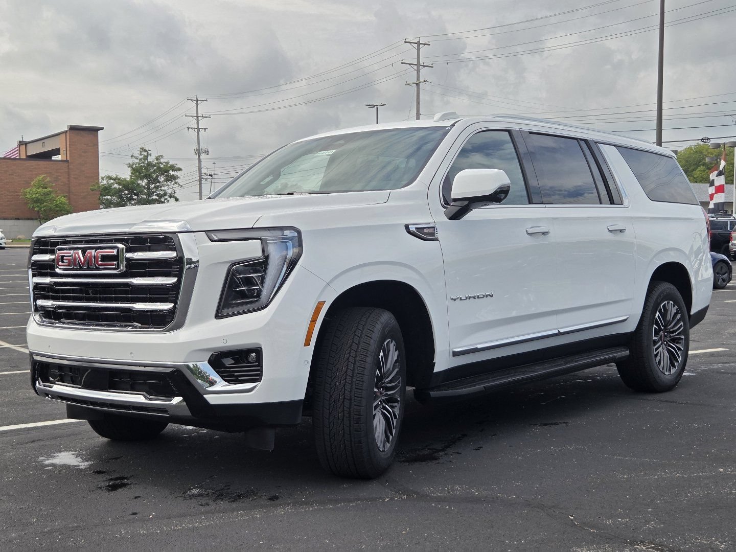 New 2026 GMC Yukon XL Elevation AWD/4WD image 14