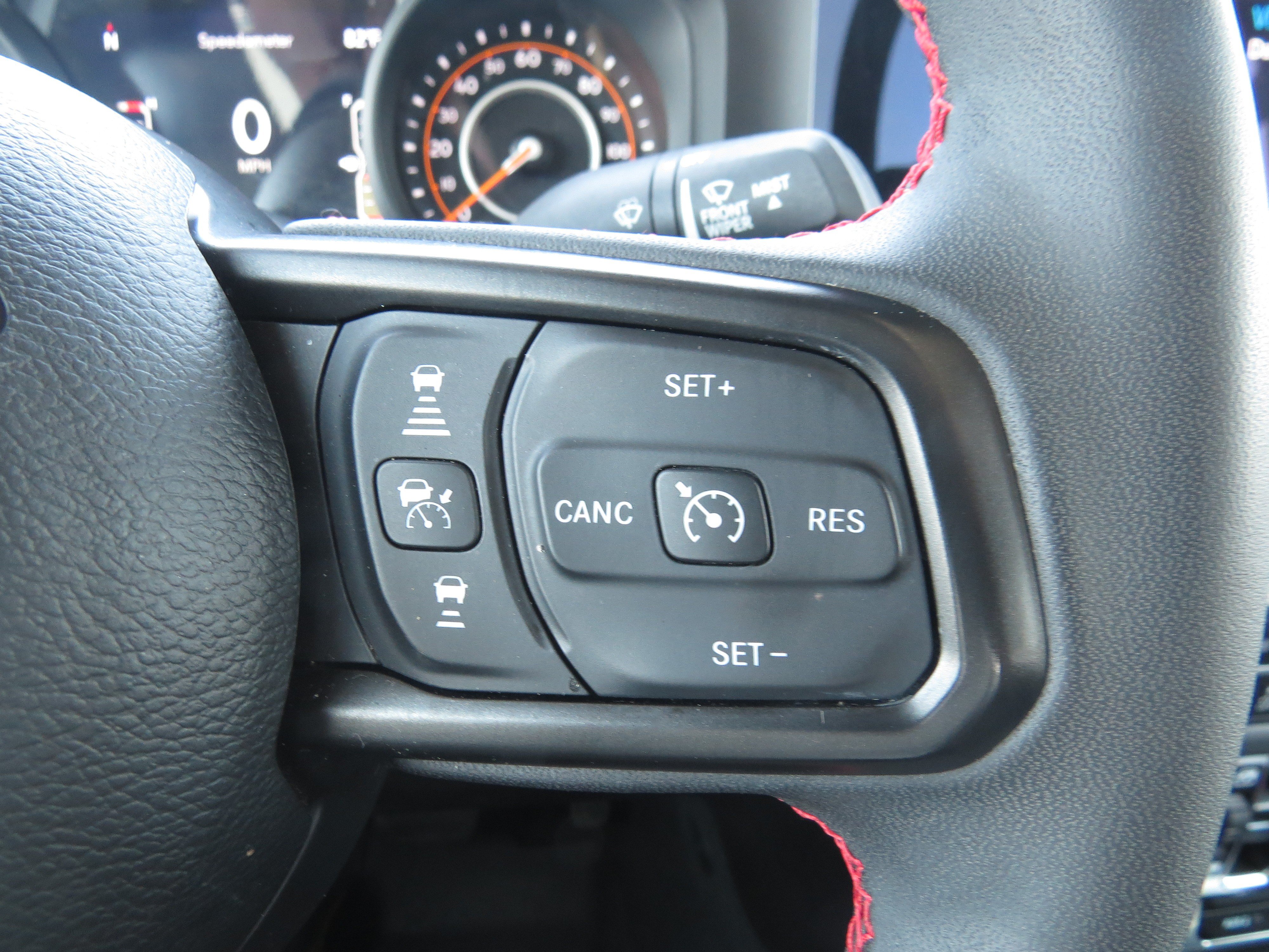 Used 2024 Jeep Gladiator Rubicon AWD/4WD image 18