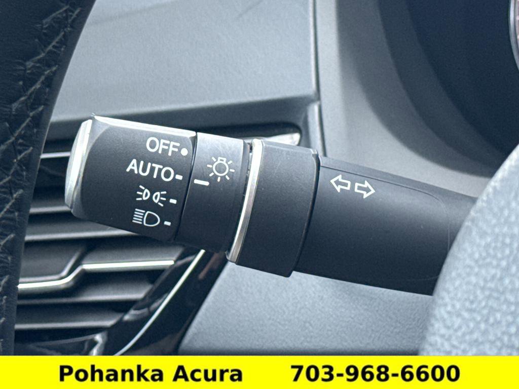 Certified 2025 Acura RDX SH-AWD image 11