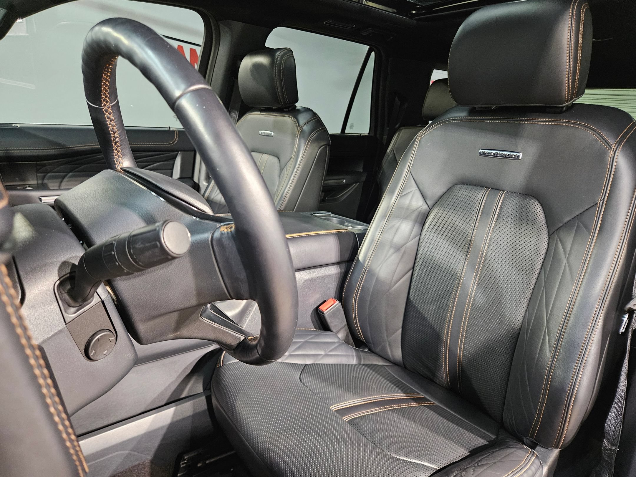 Used 2023 Ford Expedition Max Platinum AWD/4WD image 24