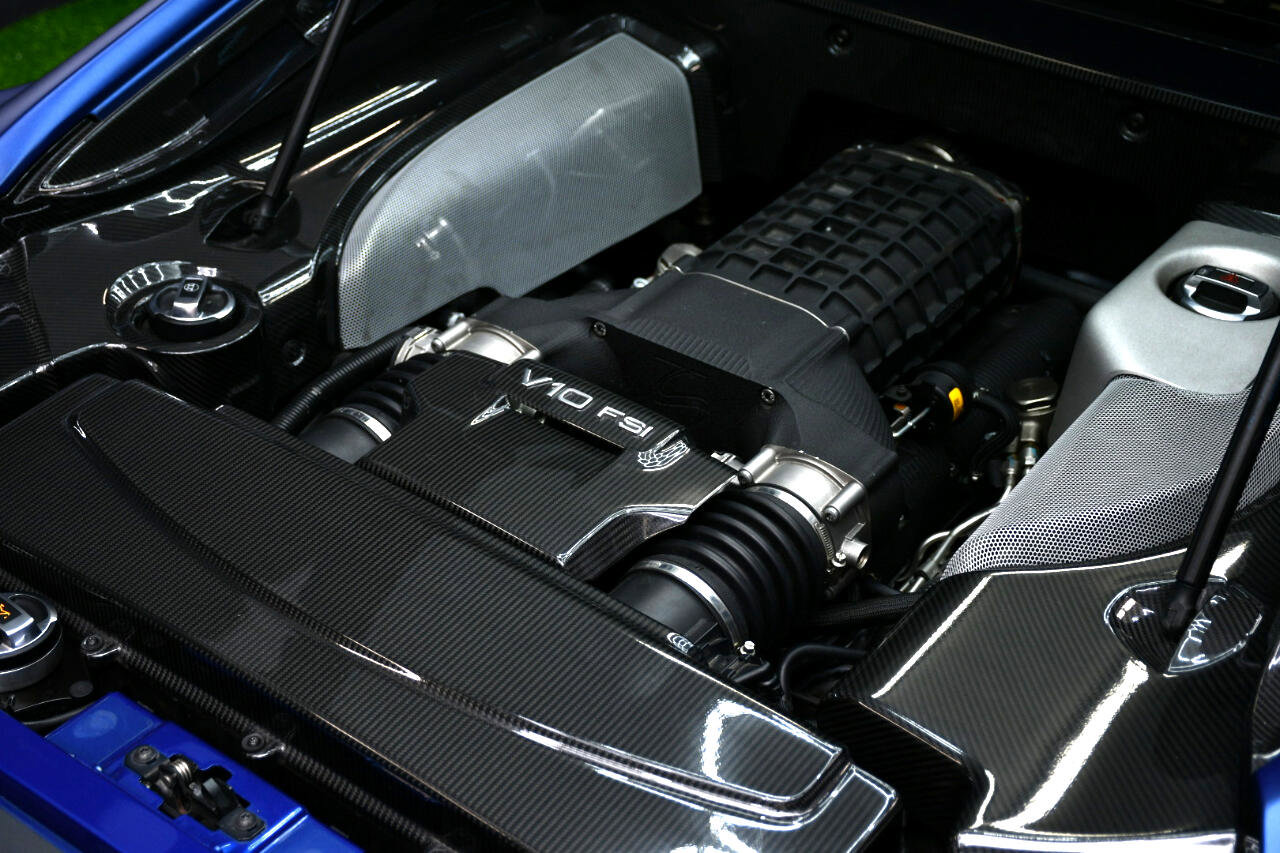 Used 2011 Audi R8 V10 image 23