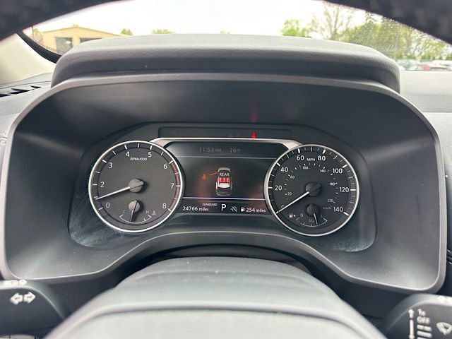 Used 2025 Nissan Rogue SV image 20