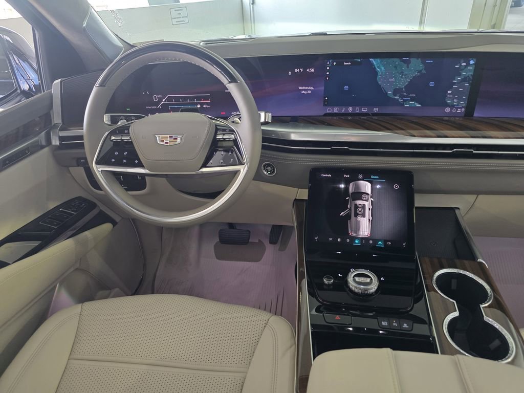 New 2026 Cadillac Escalade ESV Platinum Sport w/ LPO, ONYX Package AWD/4WD image 9