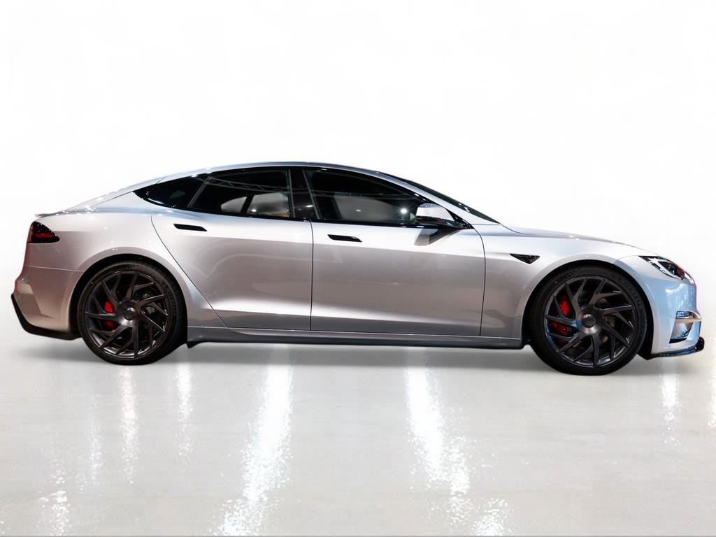 Used 2026 Tesla Model S Plaid AWD/4WD image 9