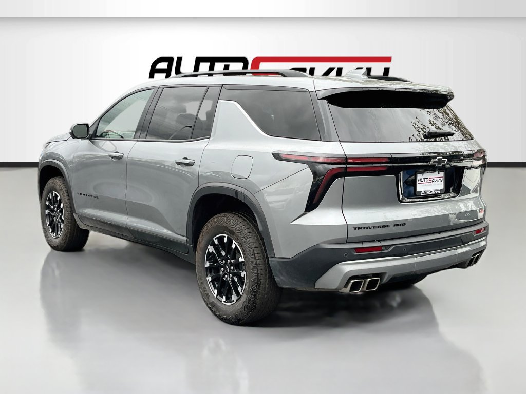 Used 2025 Chevrolet Traverse Z71 w/ Driver Confidence Package AWD/4WD image 5