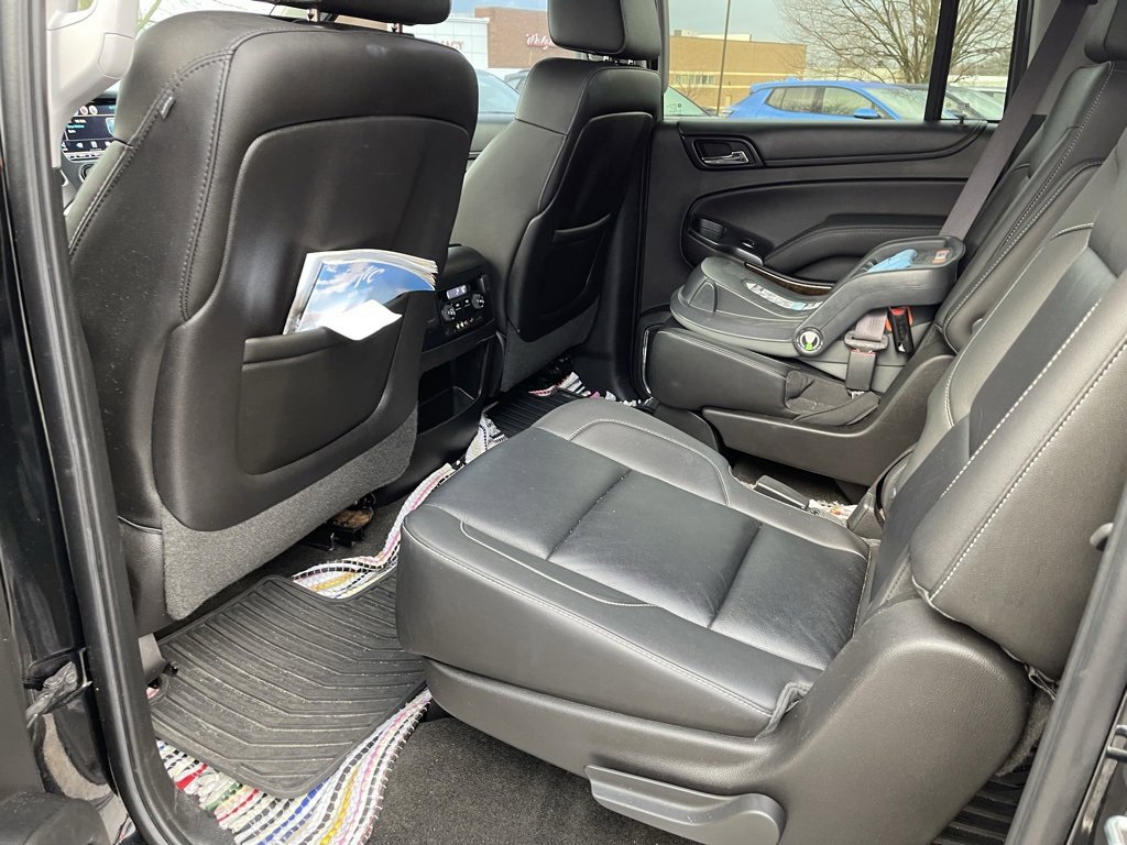 Used 2015 Chevrolet Suburban LT image 10