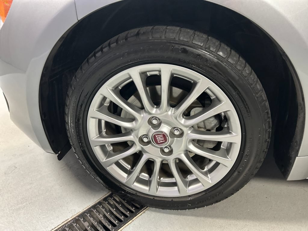 Used 2017 FIAT 124 Spider Classica RWD image 9