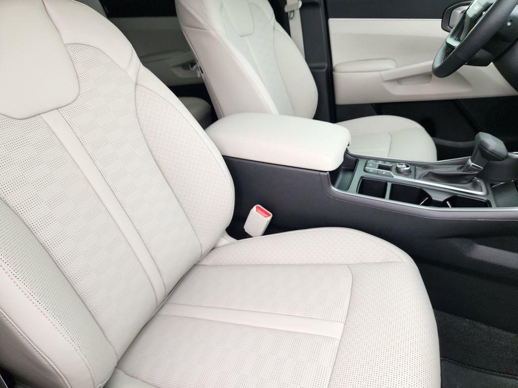 New 2026 Kia Sorento S w/ S Panoramic Sunroof Package image 10