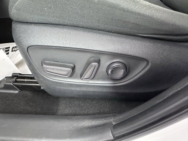 Used 2023 Toyota RAV4 XLE image 20