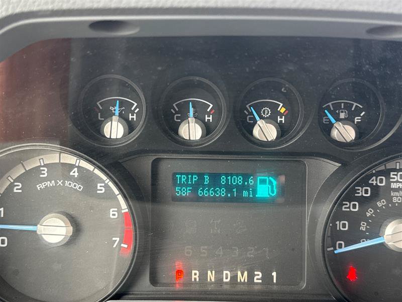 Used 2011 Ford F250 XL w/ Snow Plow Prep Pkg AWD/4WD image 26