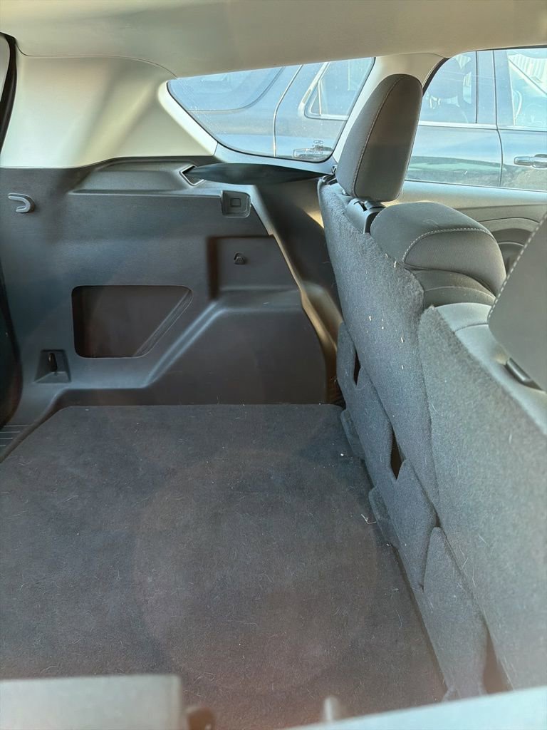 Used 2017 Ford Escape S image 10