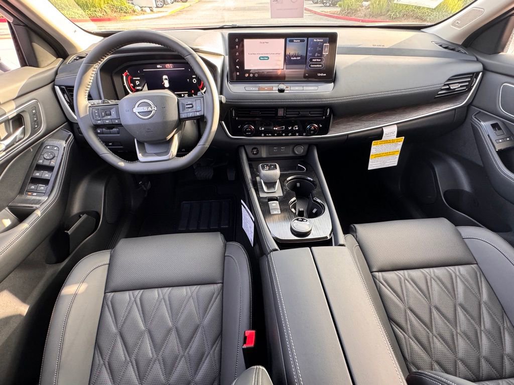 New 2026 Nissan Rogue Platinum image 12