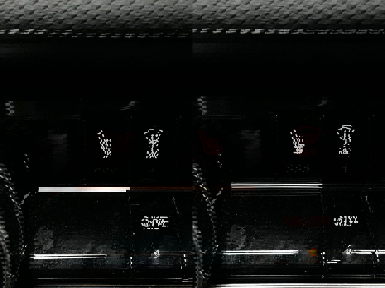 Used 2025 Chevrolet Equinox LT image 25