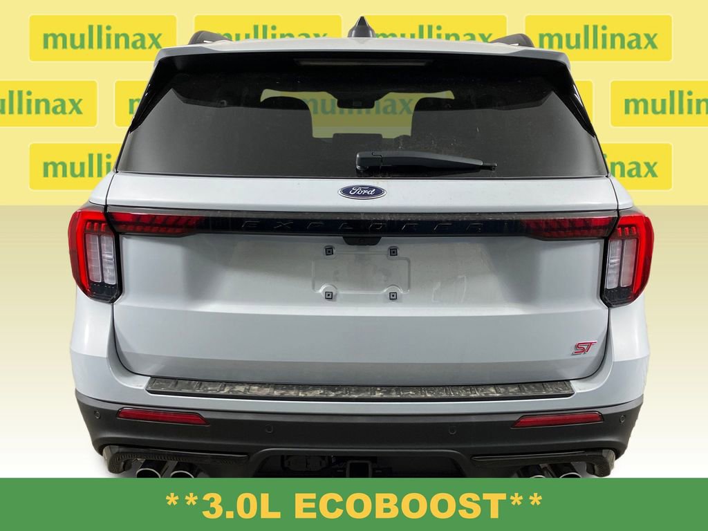 New 2026 Ford Explorer ST image 9