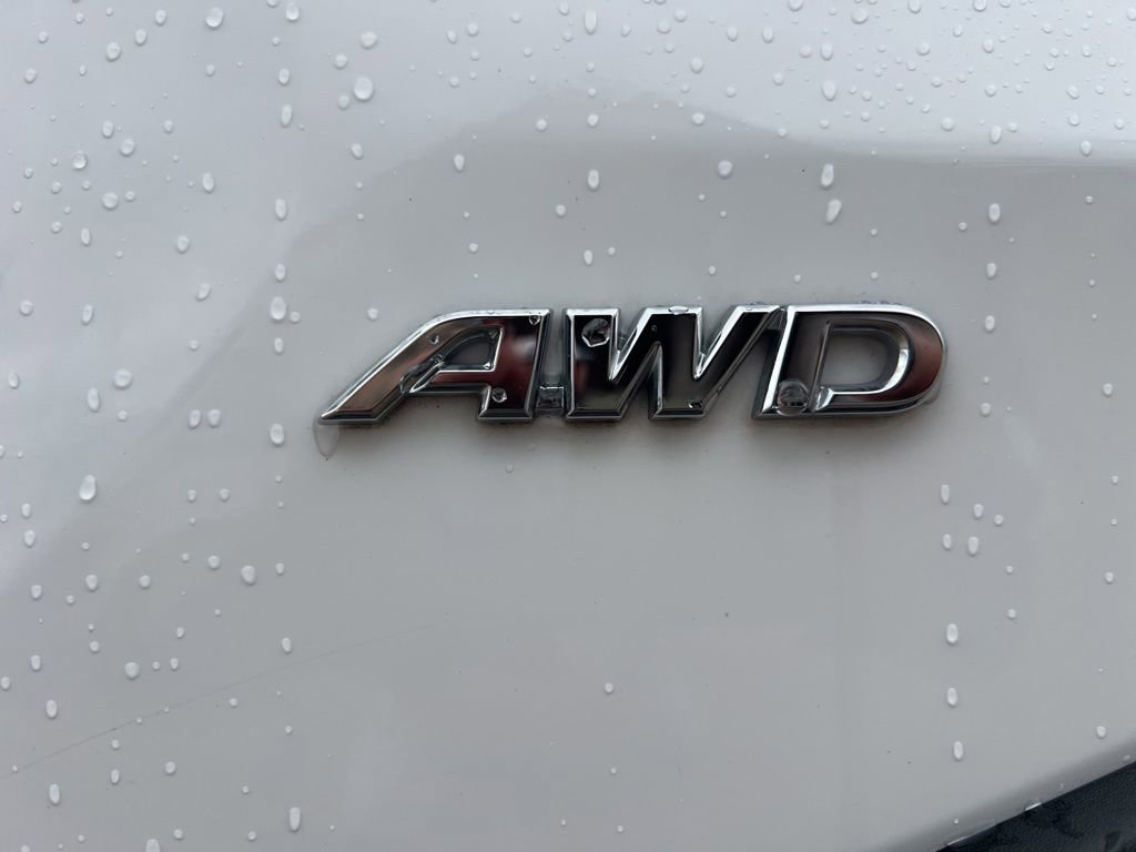 Used 2025 Toyota RAV4 LE image 12