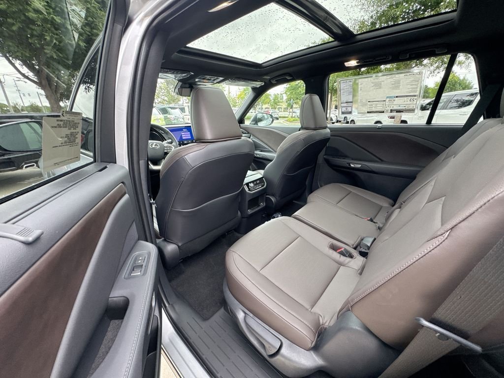 New 2026 Lexus TX 350 AWD w/ Technology Package image 32