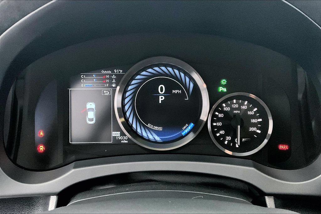 Used 2023 Lexus RC F w/ Premium Package RWD image 27