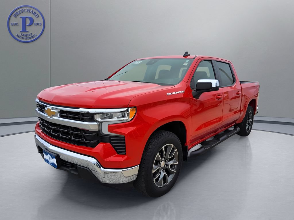 Used 2024 Chevrolet Silverado 1500 LT AWD/4WD image 3
