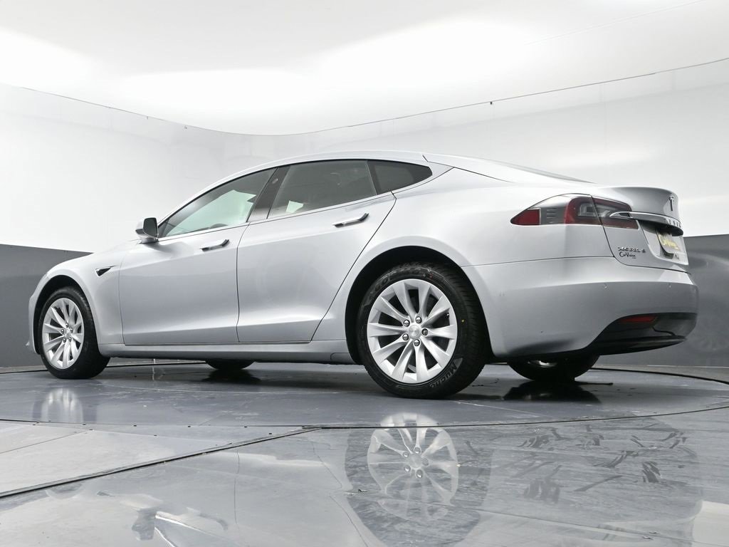 Used 2017 Tesla Model S 75 image 57