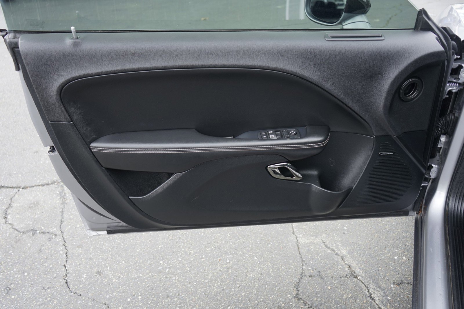 Used 2016 Dodge Challenger SRT Hellcat image 23