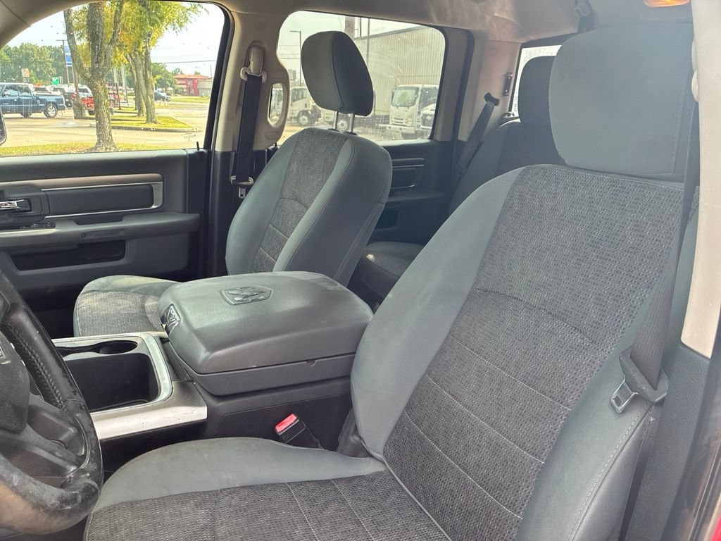 Used 2016 RAM 1500 Big Horn RWD image 34