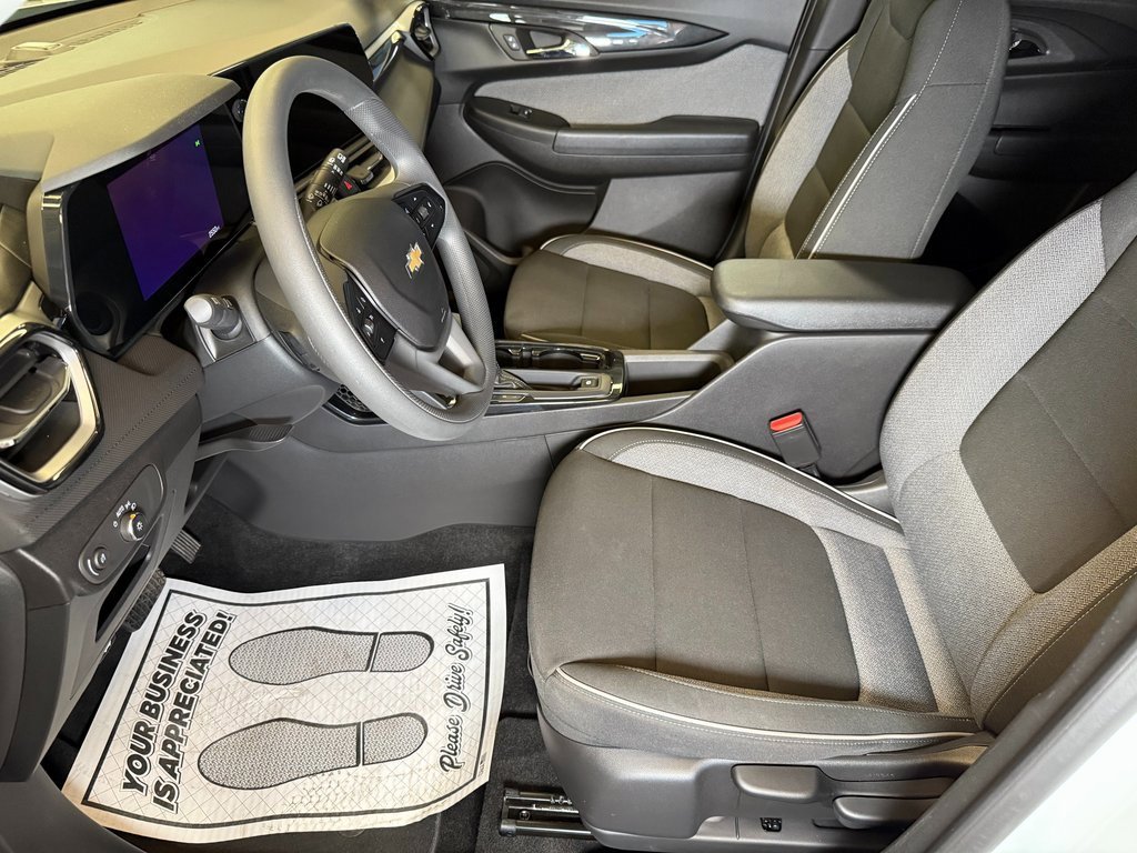 Used 2025 Chevrolet TrailBlazer LS w/ LS Convenience Package image 19