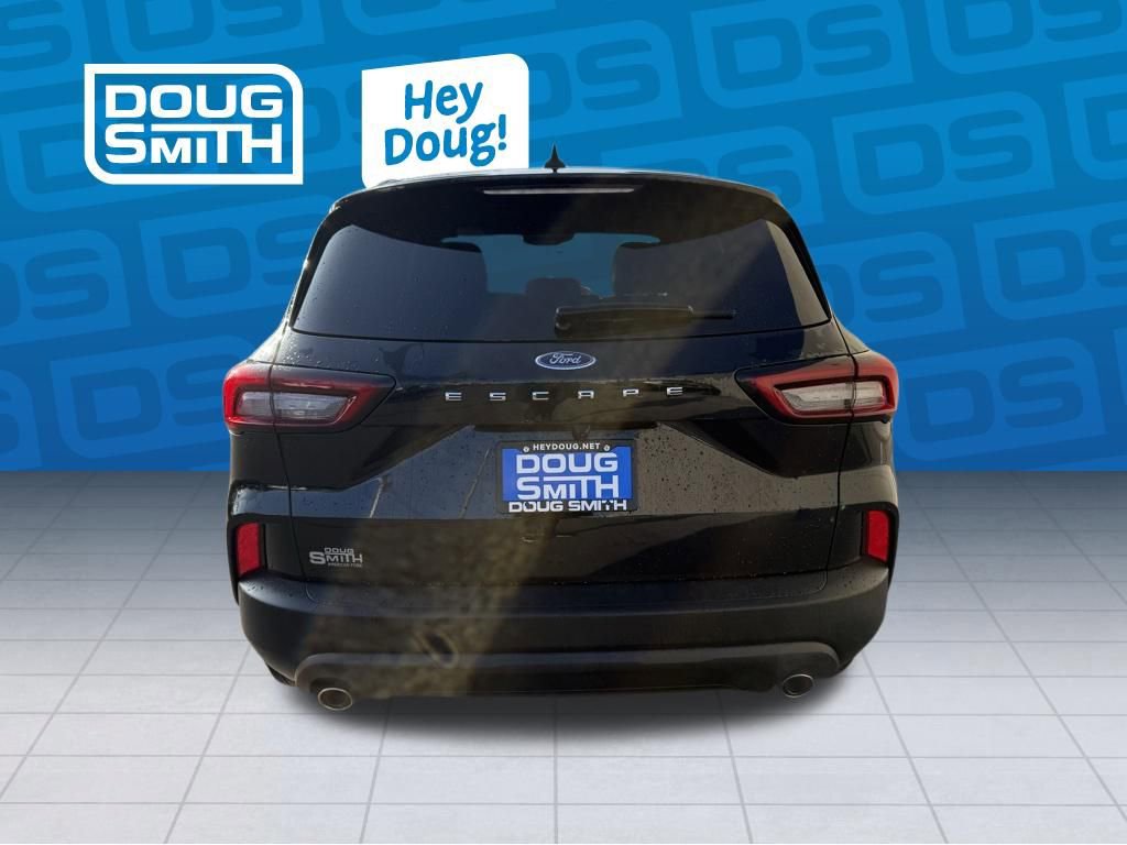 Used 2025 Ford Escape ST-Line image 3