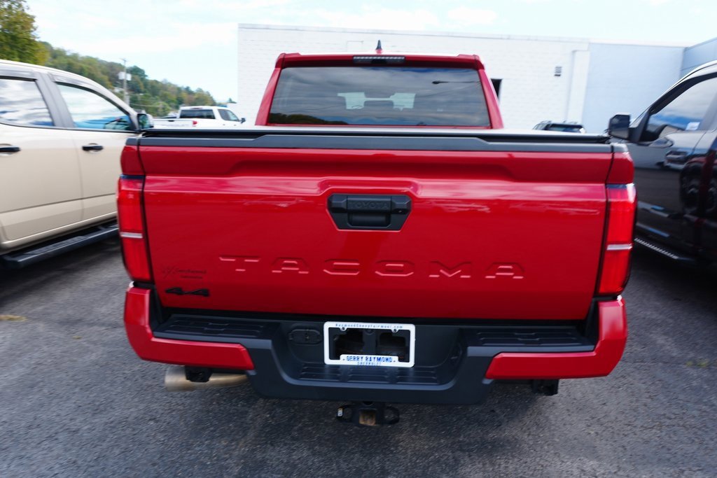 Used 2024 Toyota Tacoma TRD Off-Road image 5