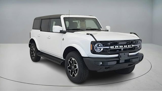 New 2025 Ford Bronco Outer Banks