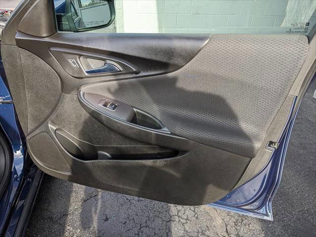 Used 2019 Chevrolet Malibu LT w/ Driver Confidence Package image 19