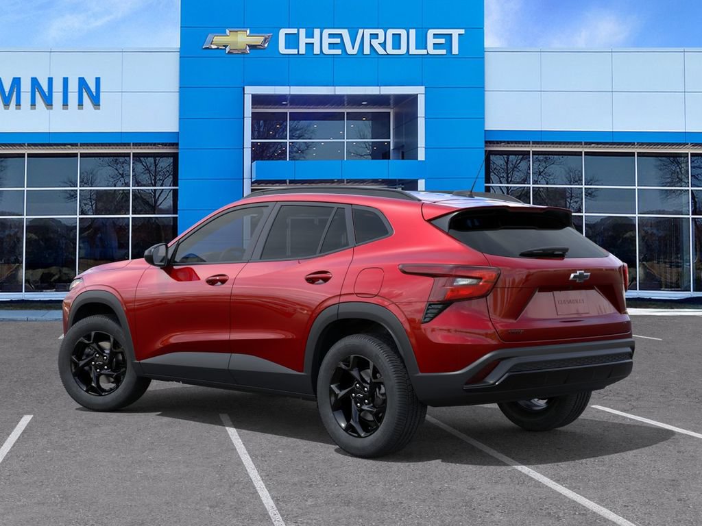 New 2026 Chevrolet Trax LT w/ Midnight Edition FWD image 4