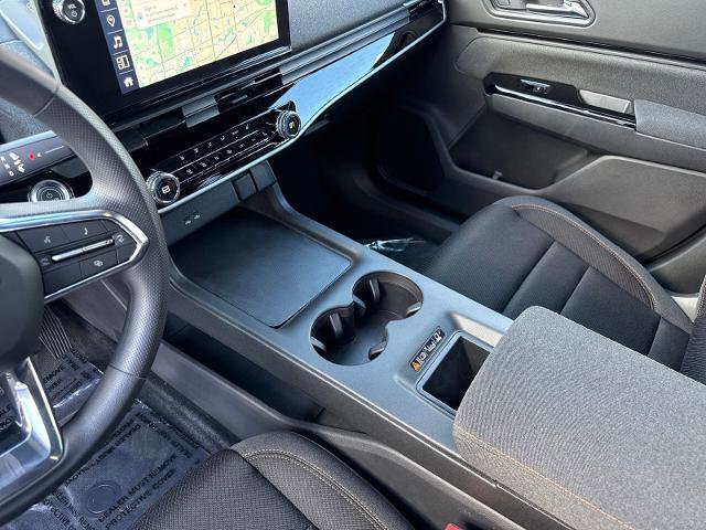 Used 2025 Honda Prologue EX image 24