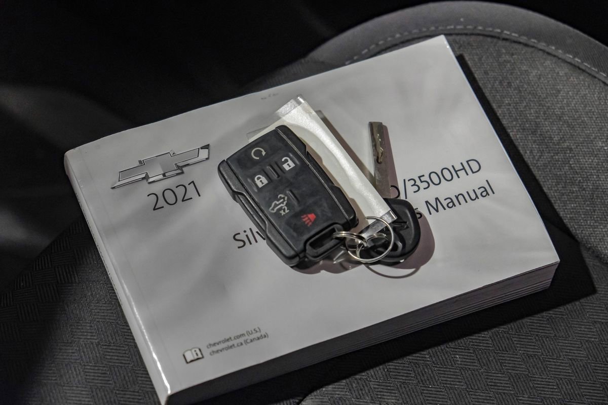 Used 2021 Chevrolet Silverado 2500 LT w/ Fleet Comfort Package AWD/4WD image 63