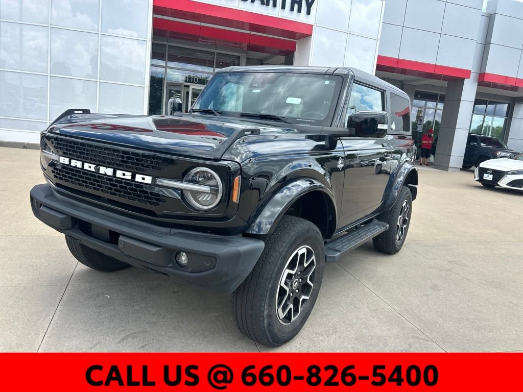 Used 2021 Ford Bronco Outer Banks AWD/4WD image 2