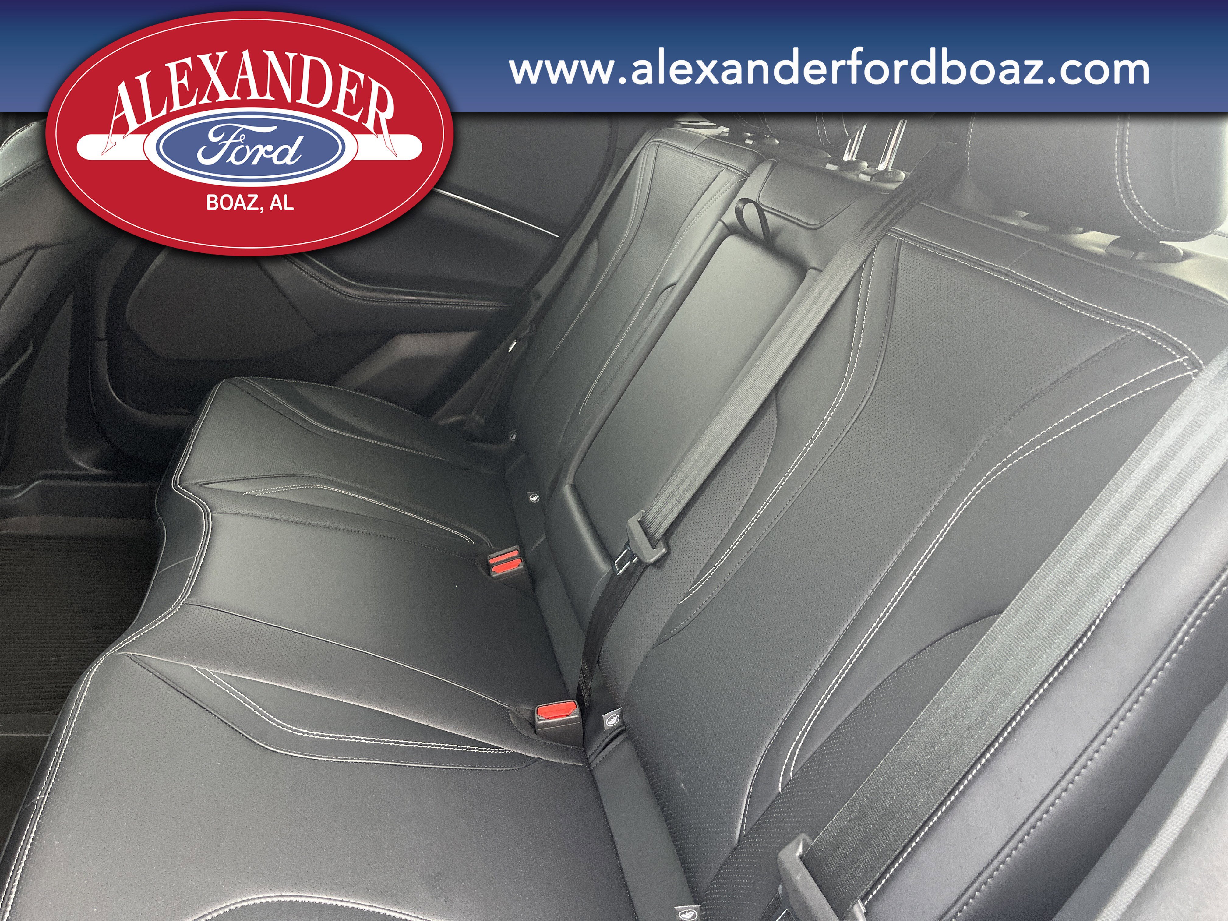 Used 2024 Ford Mustang Mach-E Premium image 12