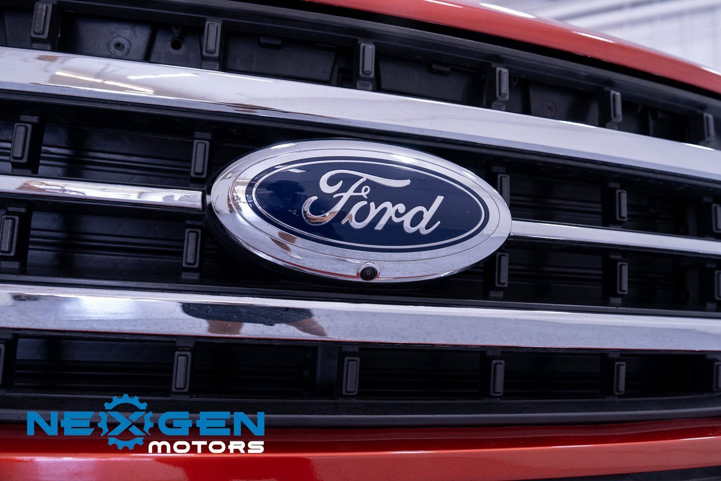 Used 2023 Ford F150 Lariat w/ Trailer Tow Package image 29