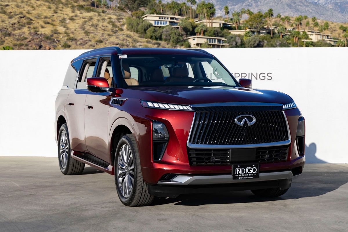 Used 2025 INFINITI QX80 Luxe AWD/4WD image 8