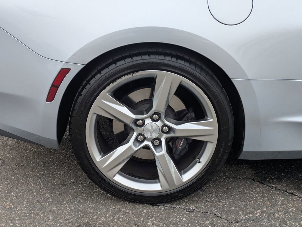 Certified 2018 Chevrolet Camaro SS image 29