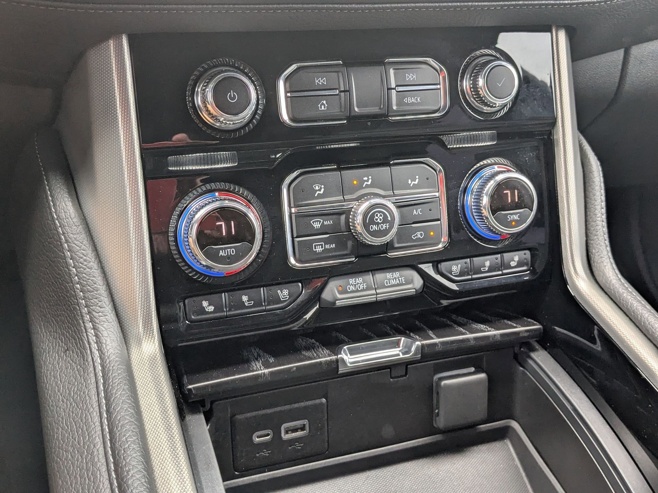 Certified 2021 GMC Yukon Denali w/ Denali Premium Package image 24