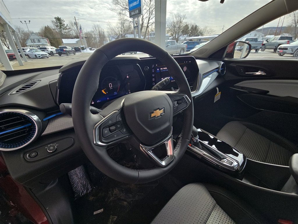 New 2025 Chevrolet Trax LT w/ LT Convenience Package image 10