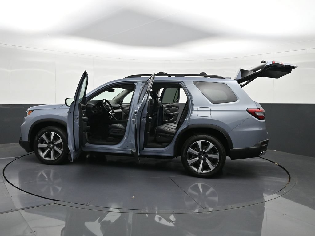 Used 2024 Honda Pilot Elite image 43