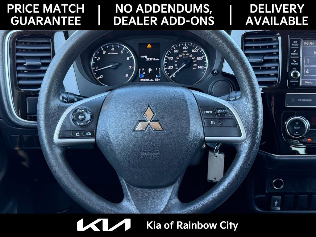 Used 2019 Mitsubishi Outlander ES image 26