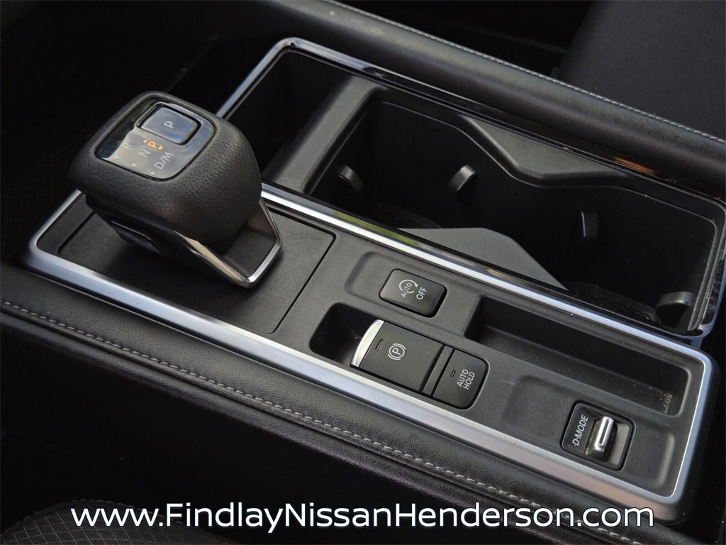 Used 2022 Nissan Pathfinder SV image 30