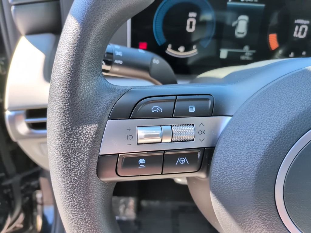 Certified 2025 Hyundai Tucson SEL image 16