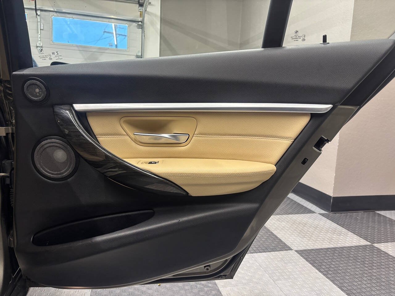 Used 2018 BMW 330i xDrive Sedan AWD/4WD image 21