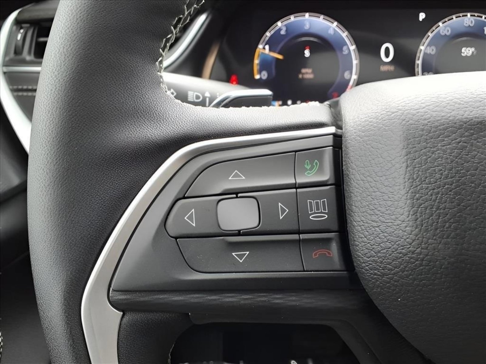 Used 2025 Jeep Grand Cherokee Altitude AWD/4WD image 16