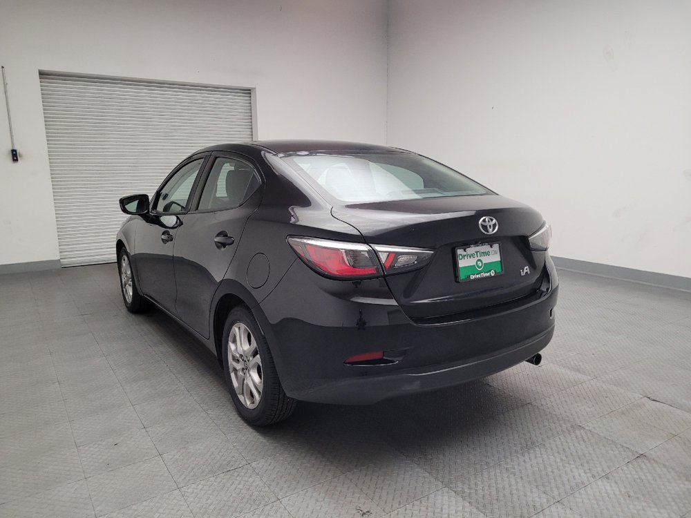 Used 2017 Toyota Yaris iA FWD image 6