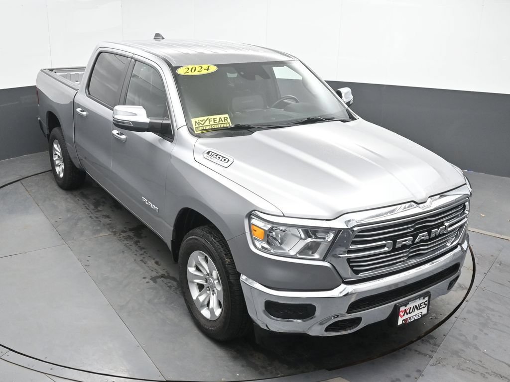 Used 2024 RAM 1500 Laramie AWD/4WD image 35