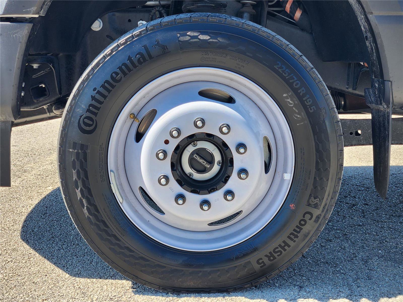 New 2025 Ford F450 XL w/ XL Chrome Package AWD/4WD image 7